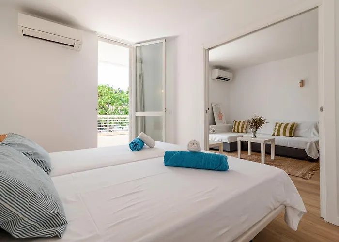 Bellamar Apartments