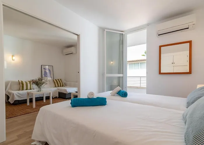 Bellamar Apartments